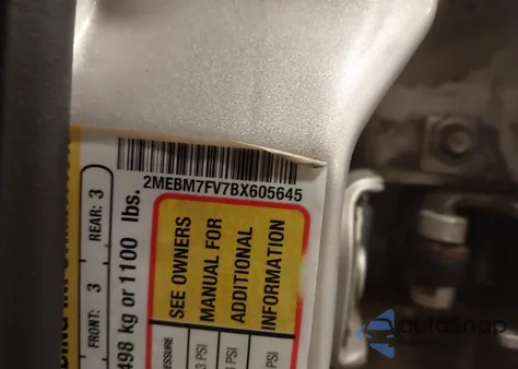 2011 Mercury Grand Marquis Ls из США, поврежденный, VIN 2MEBM7FV7BX605645